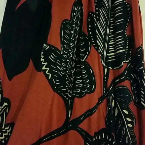 Tribal tank - Picture 2 of 3