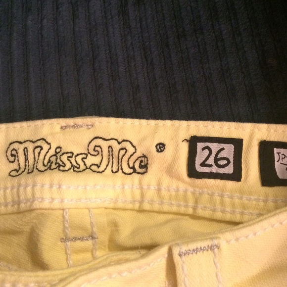 Miss Me Skinny Jeans - Picture 3 of 3