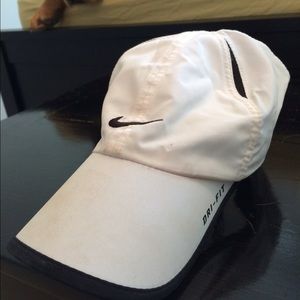 Nike DriFit Running Hat