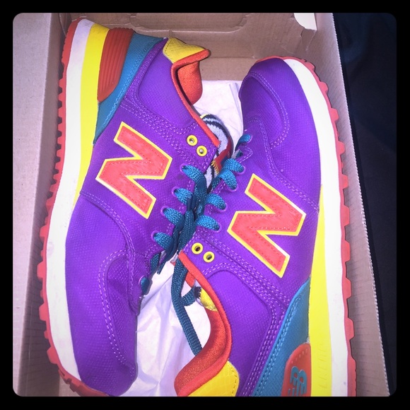 Women's shoes