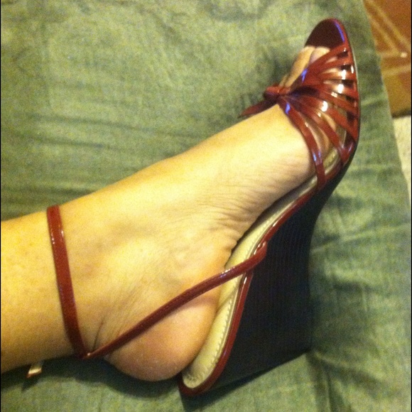 Ann Taylor Shiny Red Sandals