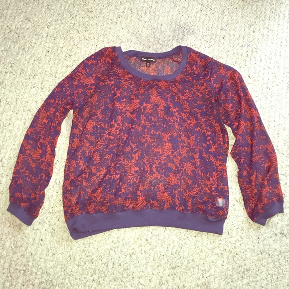 Long Sleeved Red & Blue Patterned Top ~ Size XL