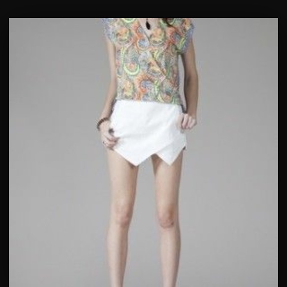 White skort