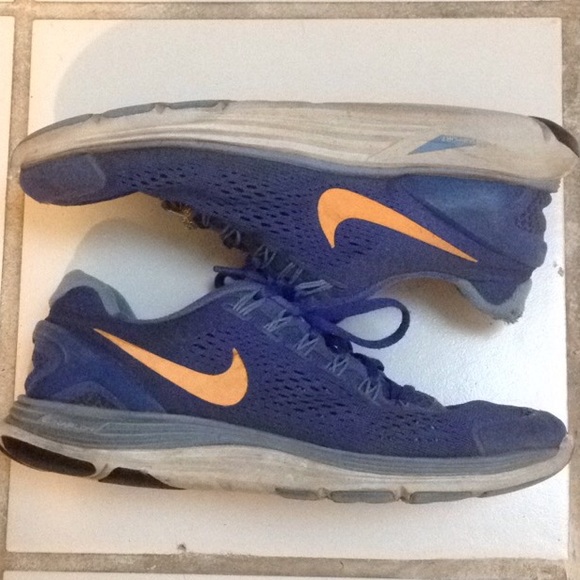 Nike Sneakers