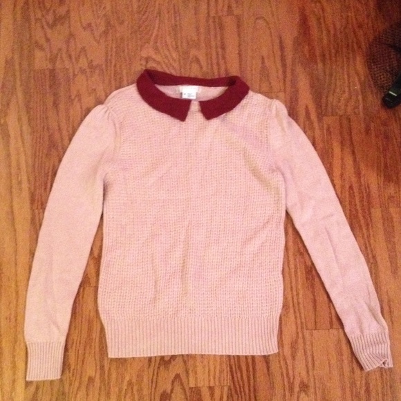 Adorable pale pink and maroon collared sweater