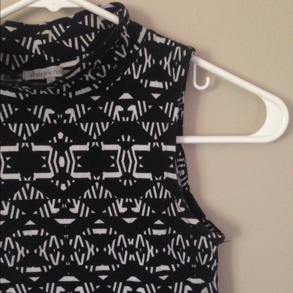 Charlotte Russe Turtleneck Crop Top - Picture 2 of 4