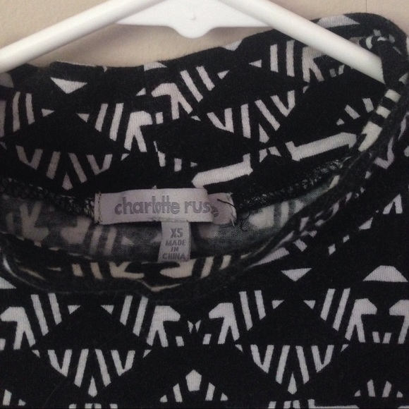 Charlotte Russe Turtleneck Crop Top - Picture 3 of 4