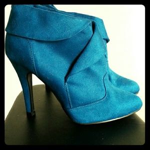 Suede booties "no trade"