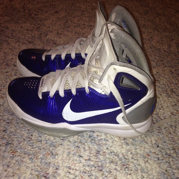 Shoes - Picture 2 of 2