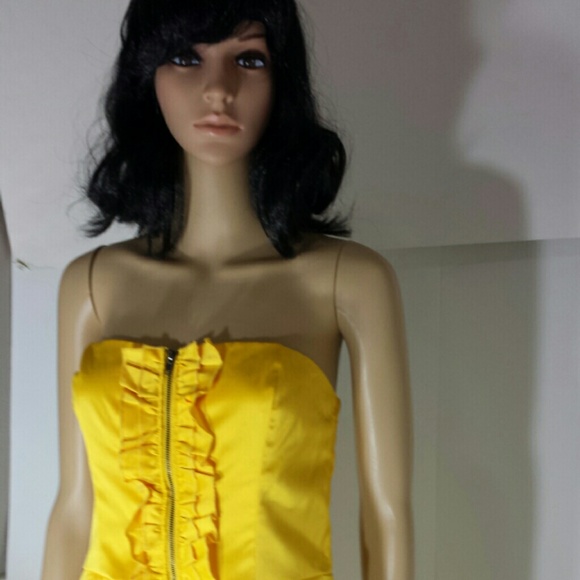 Yellow dress