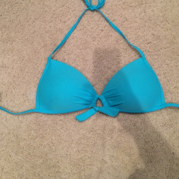 Beautiful blue Medium with padding on inside