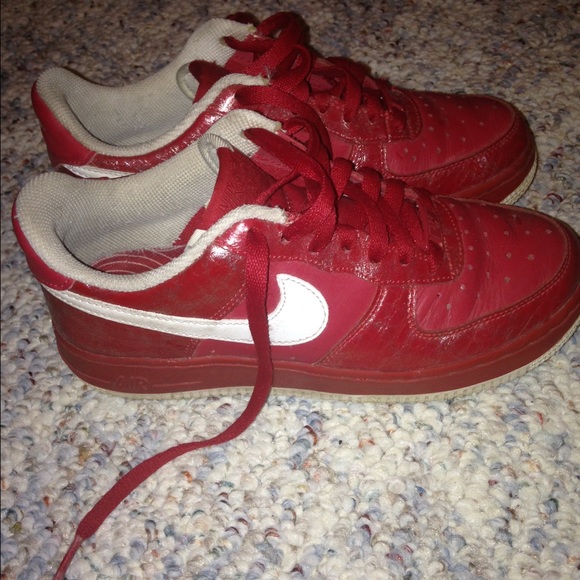 Shoes - Picture 2 of 2