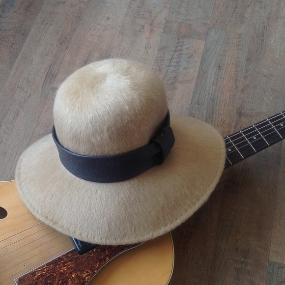 VINTAGE MOHAIR & WOOL HAT