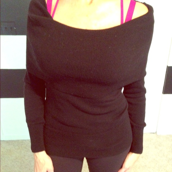 SET OF 3 Athleta sweaters !