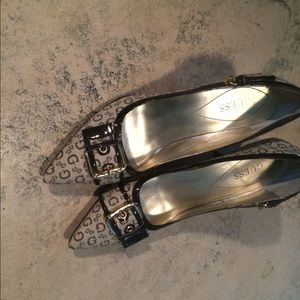 Women's 9.5 Guess heels. Excellent condition!