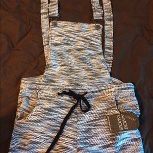 Knitted overall shorts