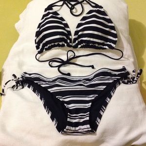 2 piece Bikini!