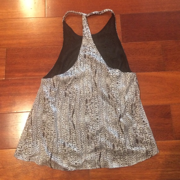 Dolce Vita black & white pattern silk halter top - Picture 2 of 3