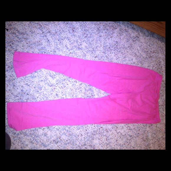 Pink leggings