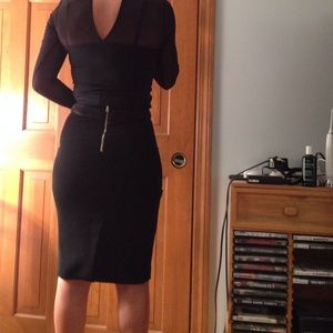 Bebe high waisted knee length Katrina skirt zips