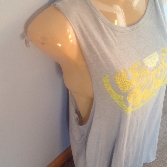 BUNDLED Yousuck Muscle tee - Picture 2 of 2