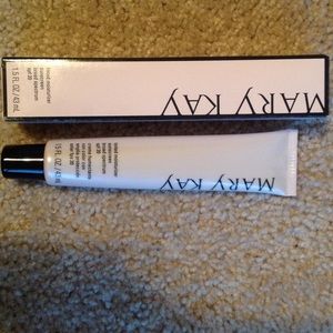 Mary Kay tinted moisturizer - beige 2