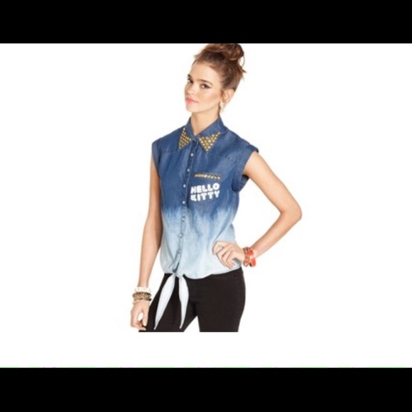 🐱Hello Kitty Denim ombre sleevless button up 🐱