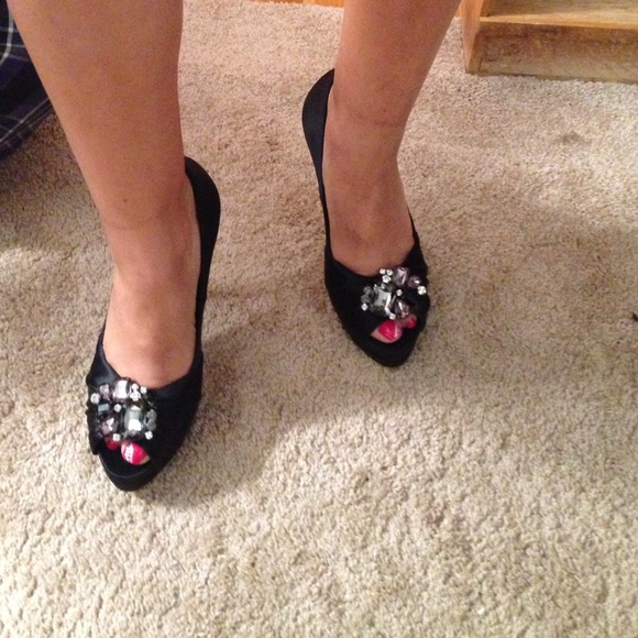 New Aldo worn once diamond top