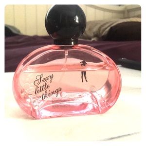 VS Sexy Little Things perfume