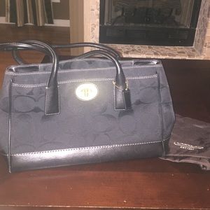 Coach pocketbook