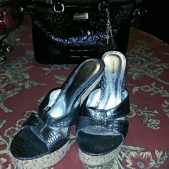 NWOT Wedge heel sandal