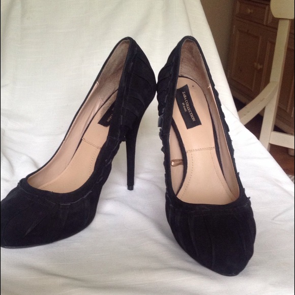 Size 10 black stiletto pumps from Zara - Picture 2 of 4