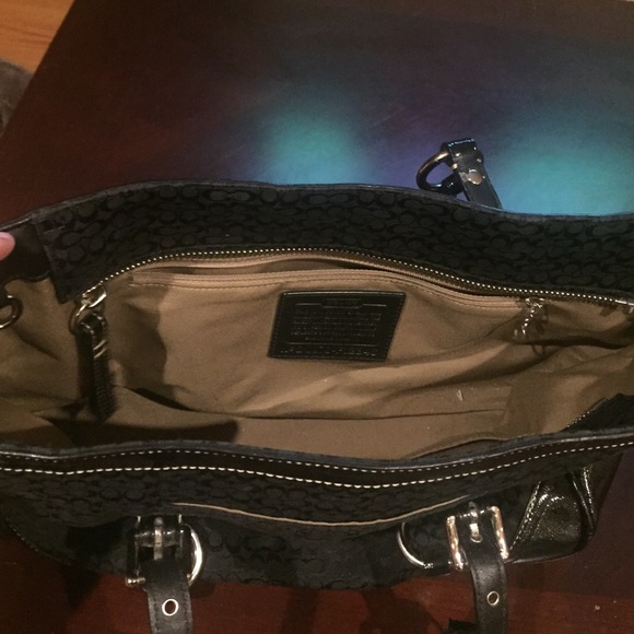 Coach handbag - Picture 2 of 3