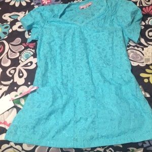 Nursing scrub top