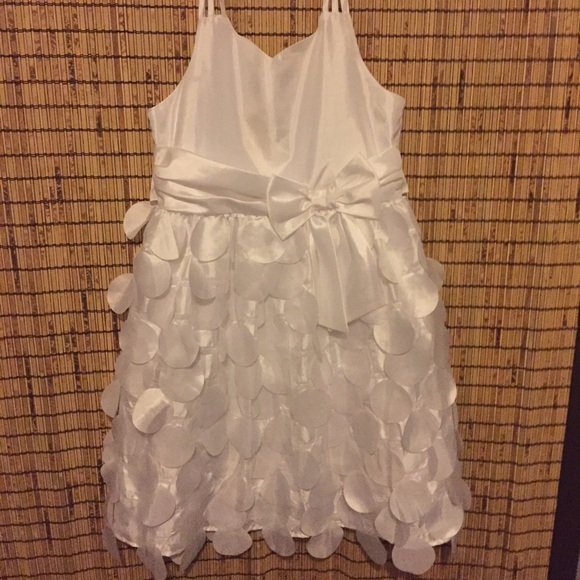 Gorgeous formal dress, girls Sz 14, worn once - Picture 1 of 3