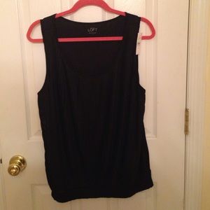 Black L Loft Top NWT