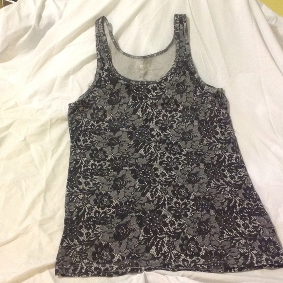 Gray tank top