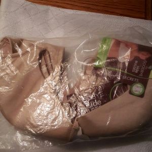 Playtex Secrets - Goodbye to side BULGES