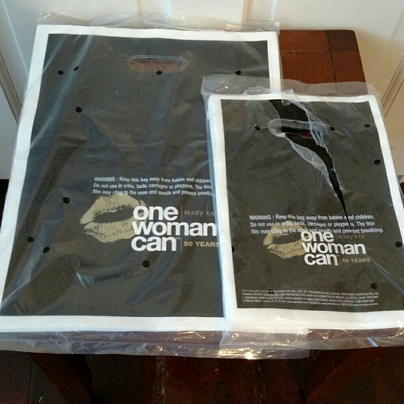Mary Kay shopping bags