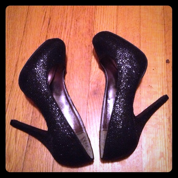 Glo Jeans Shoes - Super sexy black sparkly pumps 9 EUC