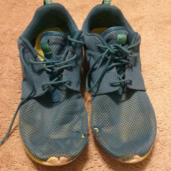 Blue Roches - Picture 3 of 3