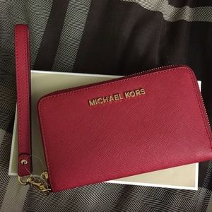 Michael Kors Wallet - Authentic