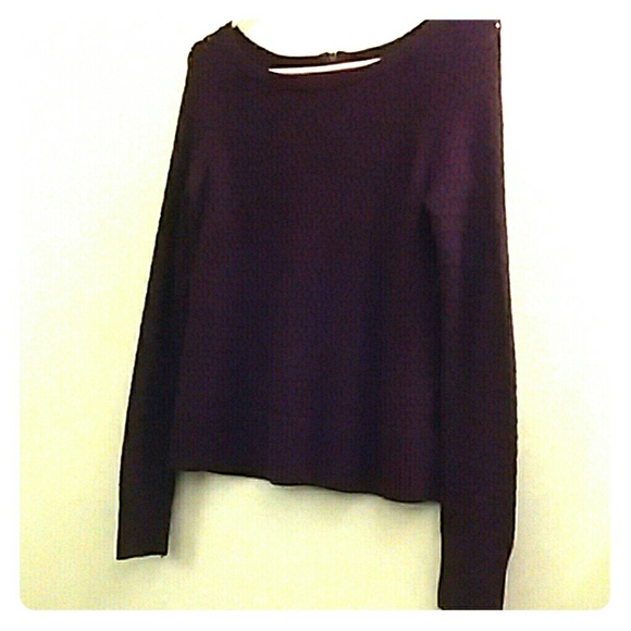 Burgandy sweater
