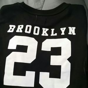 Brooklyn crew neck