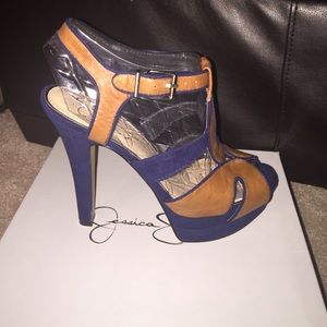 Jessica Simpson heels