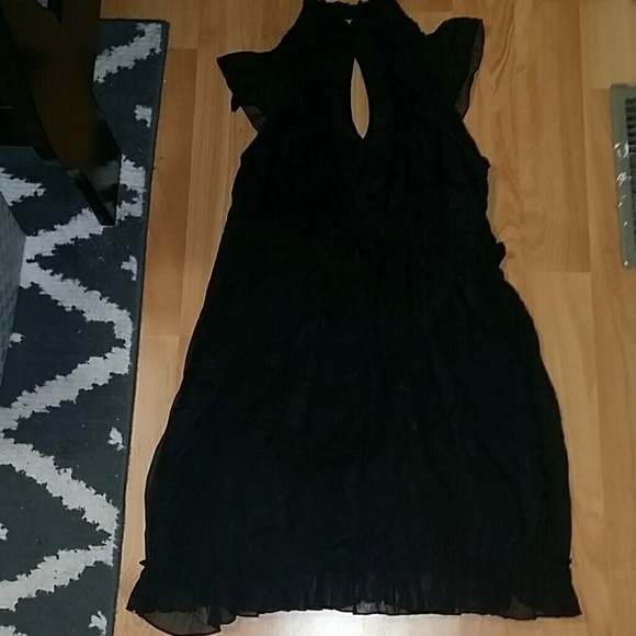 Black cap sleeve dress