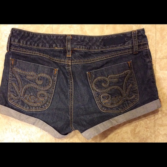 Seven7 brand jean shorts - Picture 3 of 4