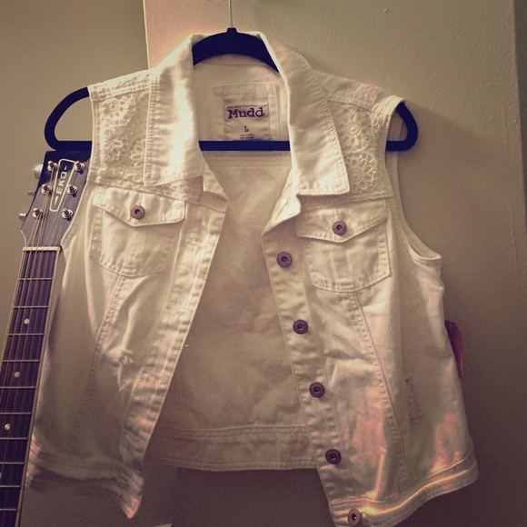 MUDD white denim vest