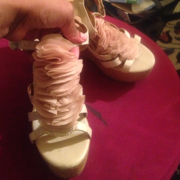 Tan wedges