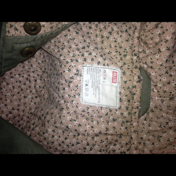 Coat - Picture 4 of 4